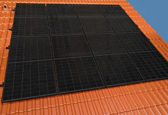 Aufdachsystem mit Braas PV Standard.