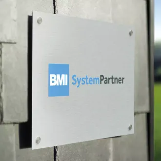 Hausschild des BMI SystemPartner Programms